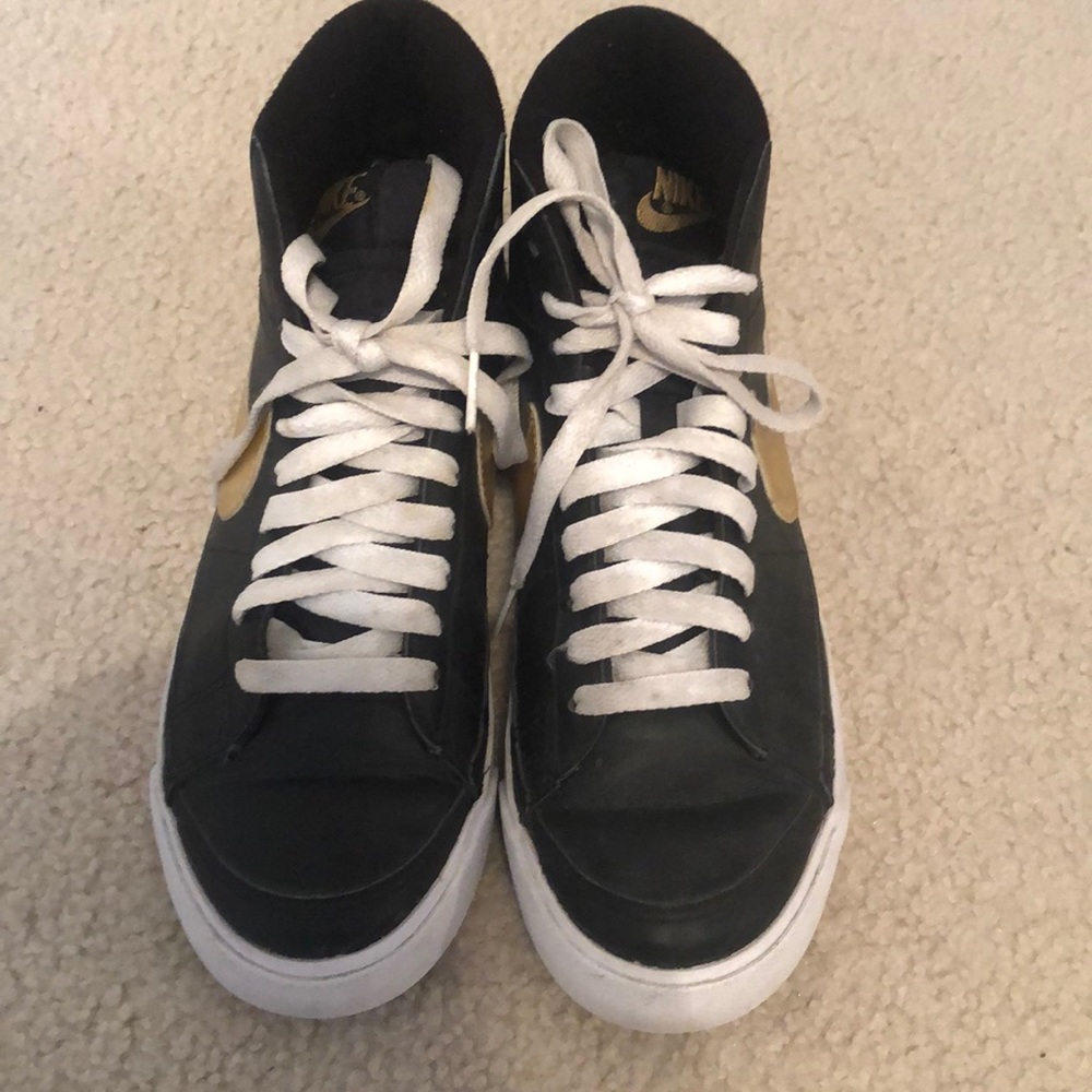Nike high top sneakers!